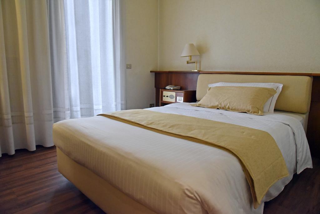 Hotel Bellavista Montebelluna Luaran gambar