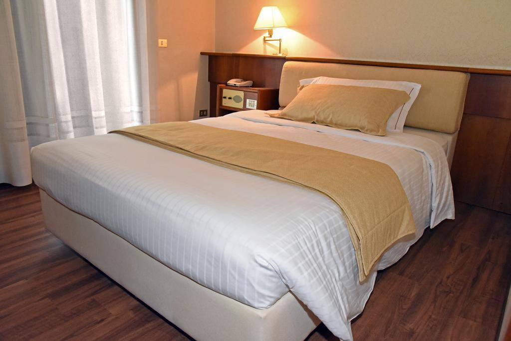 Hotel Bellavista Montebelluna Luaran gambar